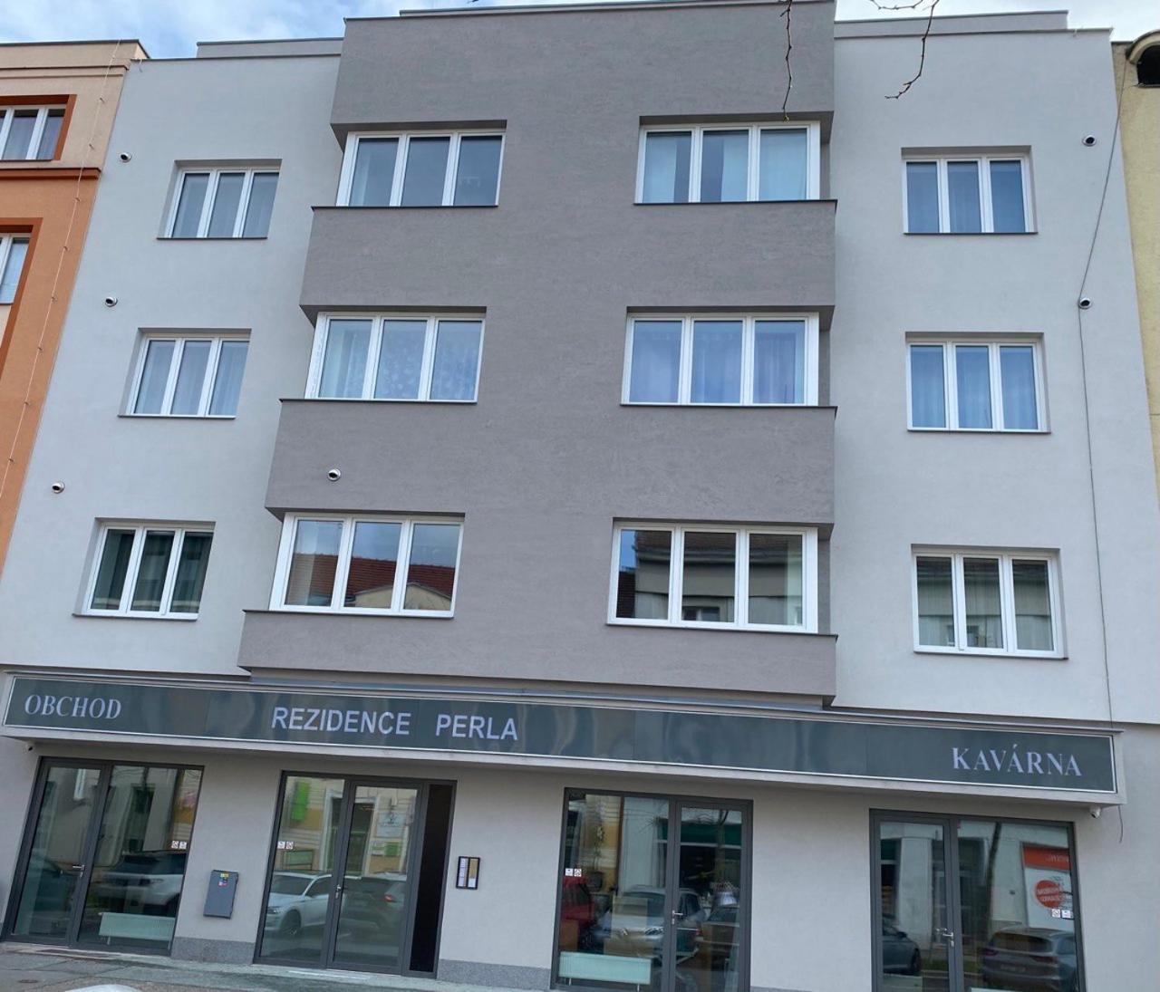 Perla Hradce 202 Hradec Kralove Exterior foto