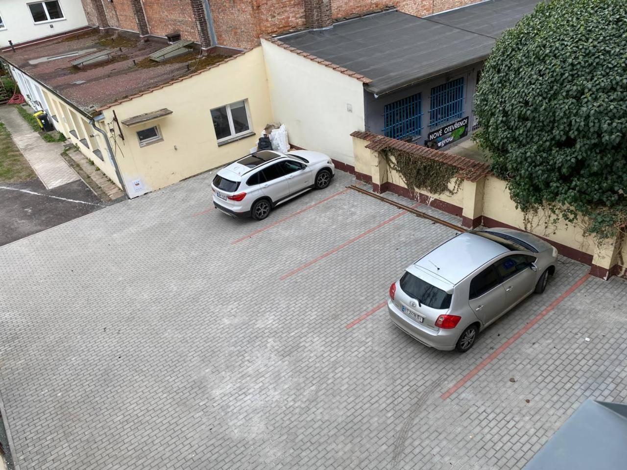 Perla Hradce 202 Hradec Kralove Exterior foto